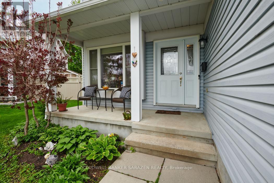 Photo de la propriété: 85 Vesta Street South ON K1G 4L8