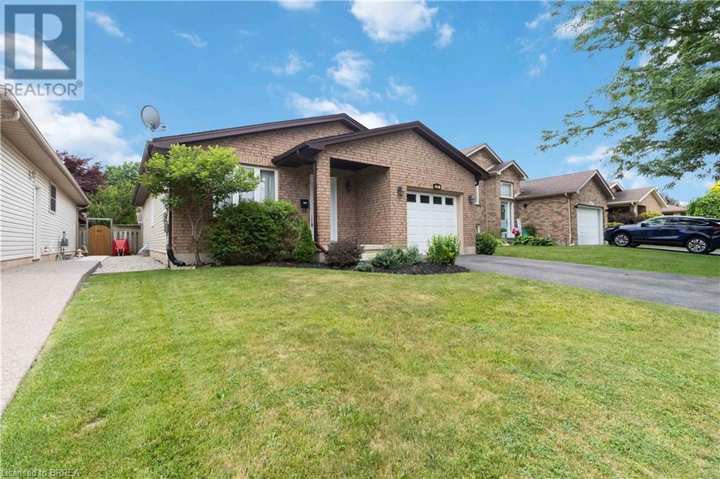 Property Photo: 61 St. Patrick'S Drive ON N3T 6L4