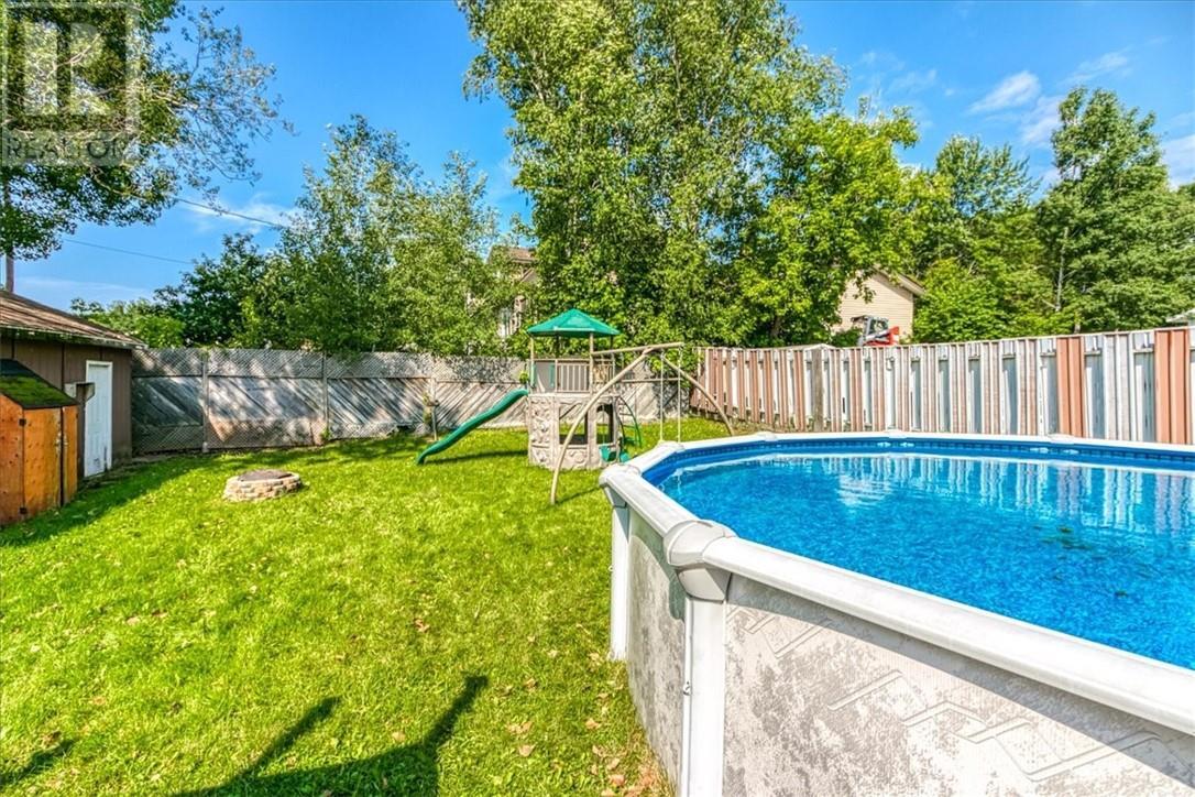 Photo de la propriété: 139 Garson Coniston Road ON P3L 1G5