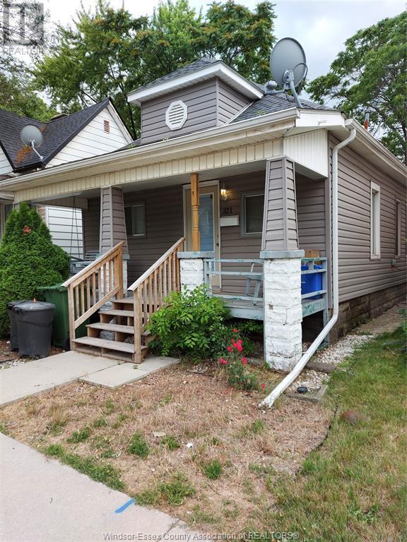 Property Photo: 321 Bridge Avenue ON N9B 2M3