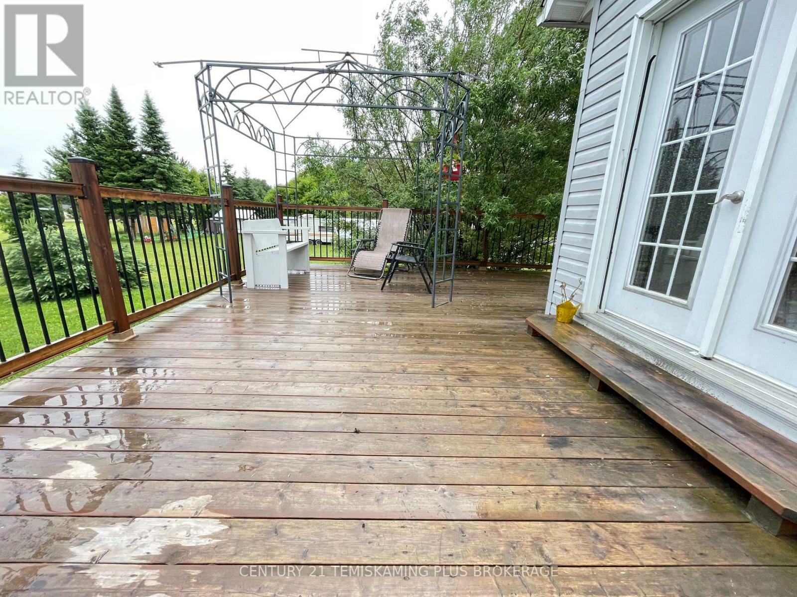 Property Photo: 5 Fifth Street East ON P0J 1G0