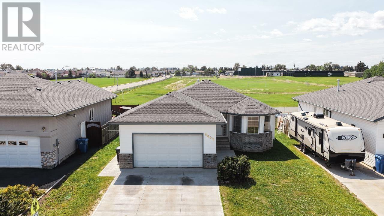 Photo de la propriété: 9003 111 Avenue BC V1J 6Z2