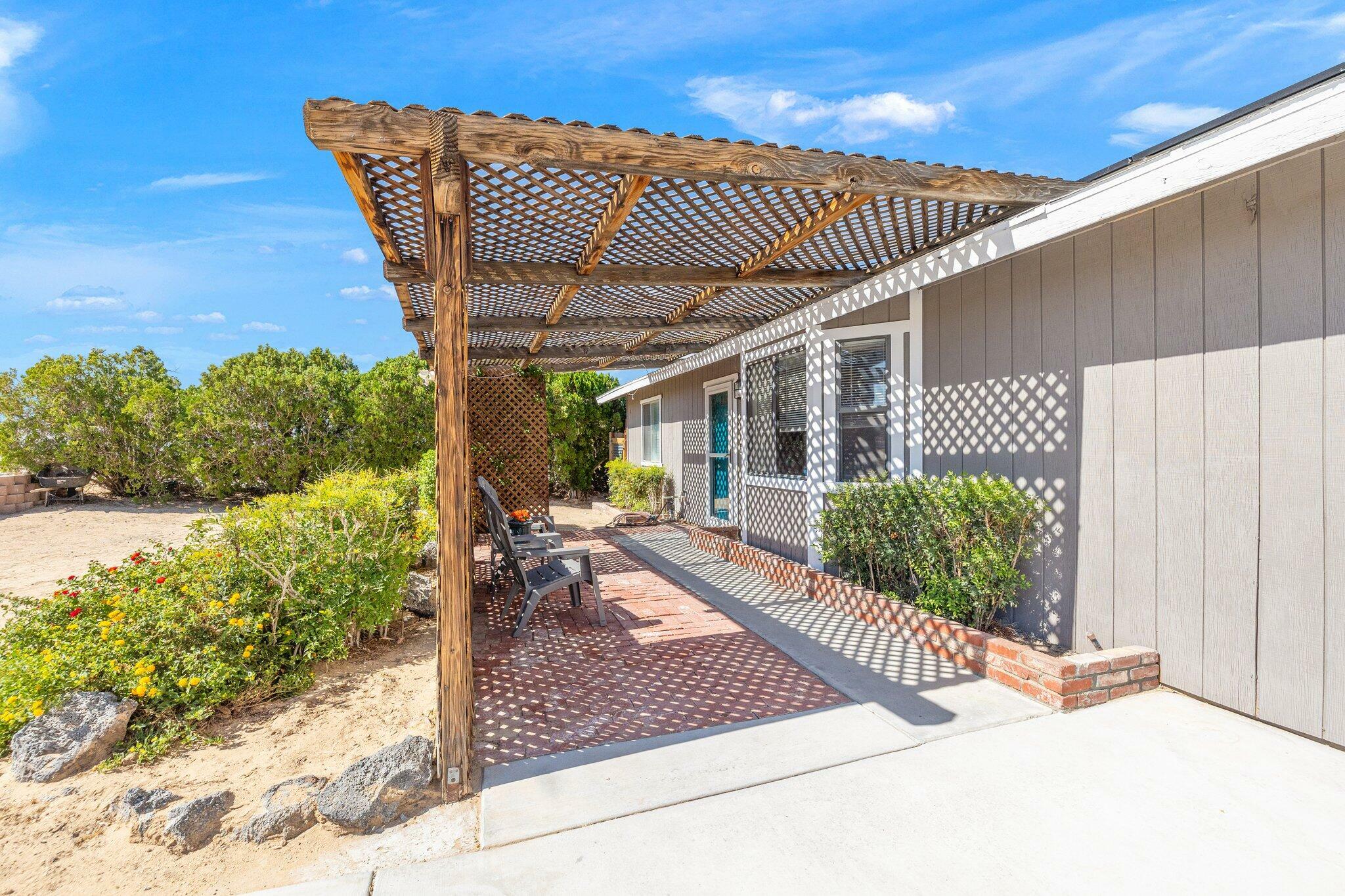 Property Photo: 5343 Encelia Drive CA 92277