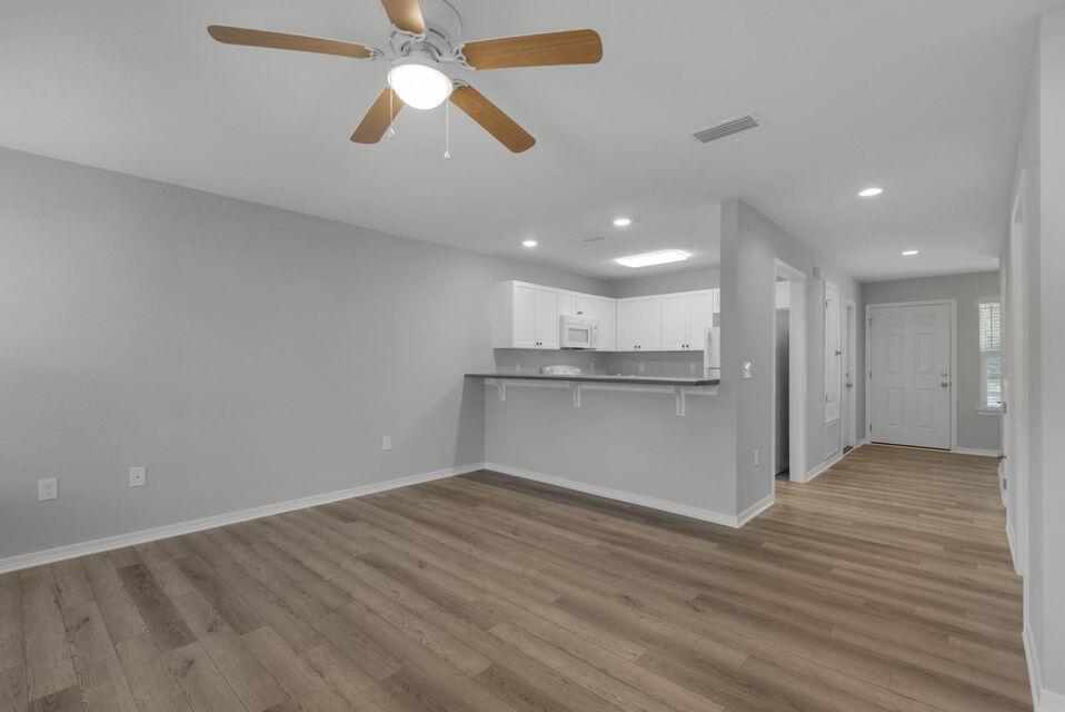 Property Photo: 2255 Whitman Lane FL 32547