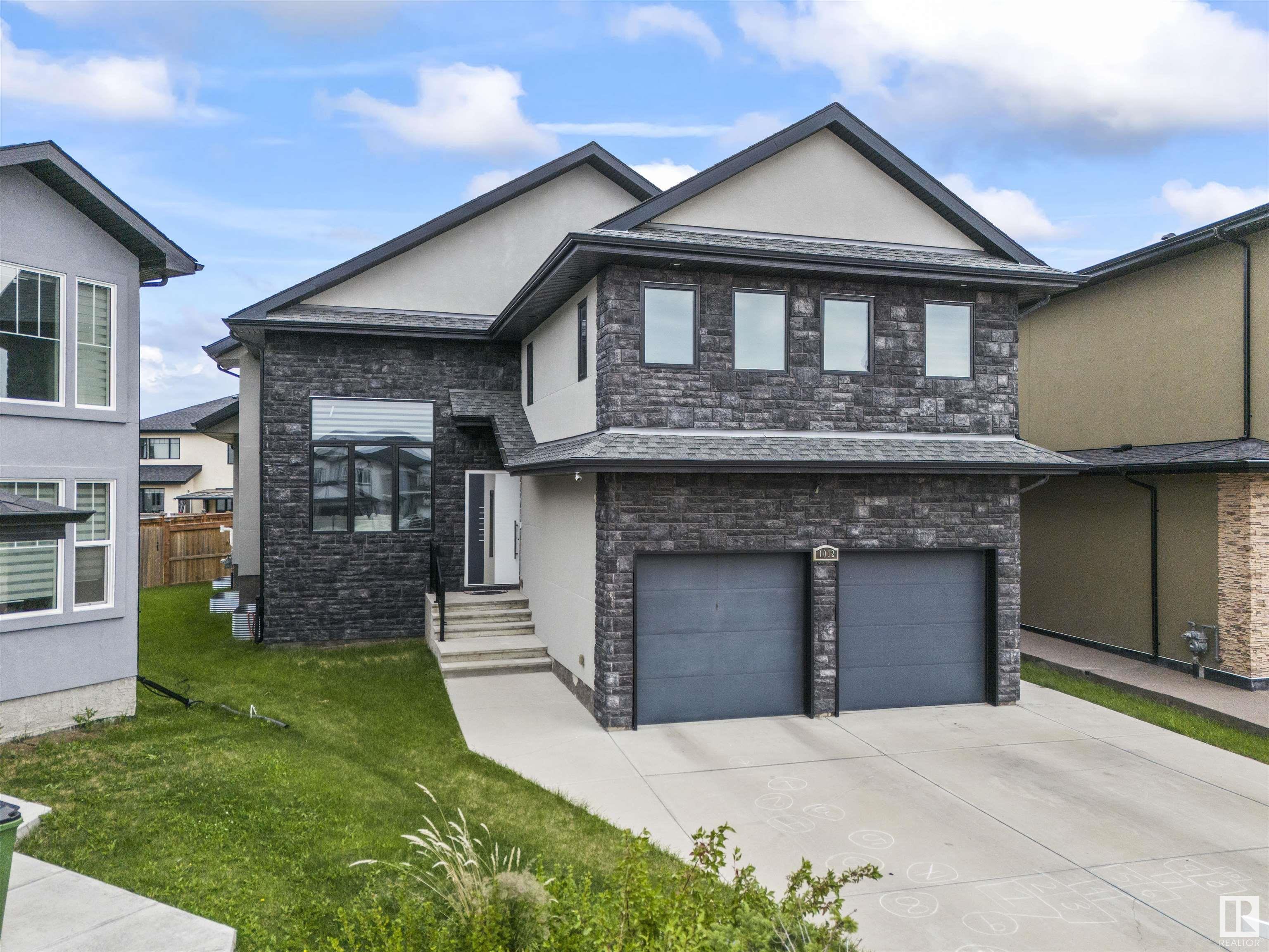 Property Photo: 1012 148 Avenue NW AB T5Z 0V4