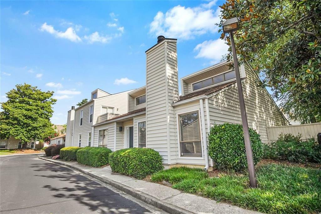 Property Photo: 645 Serramonte Drive GA 30068