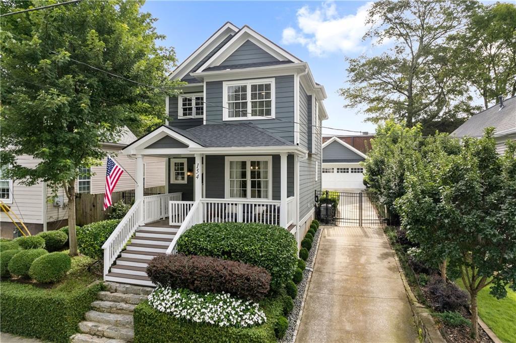 Property Photo: 154 Chester Avenue SE GA 30316