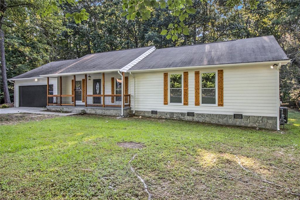 Property Photo: 9344 Hidden Hollow Trail GA 30236