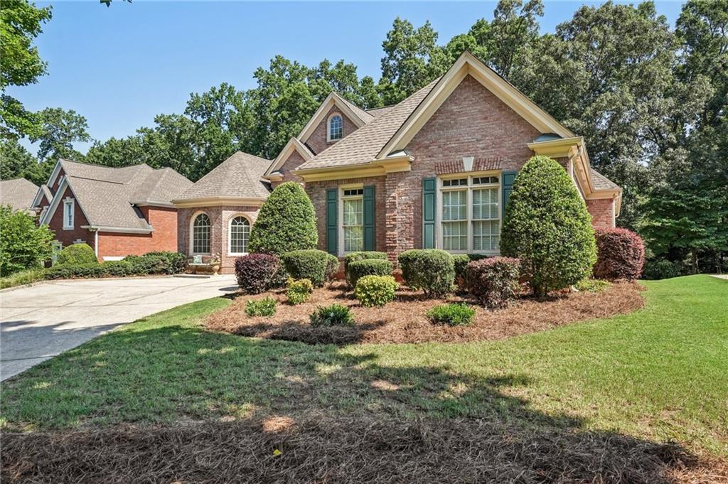 Property Photo: 1205 Elk Ridge Cove GA 30005