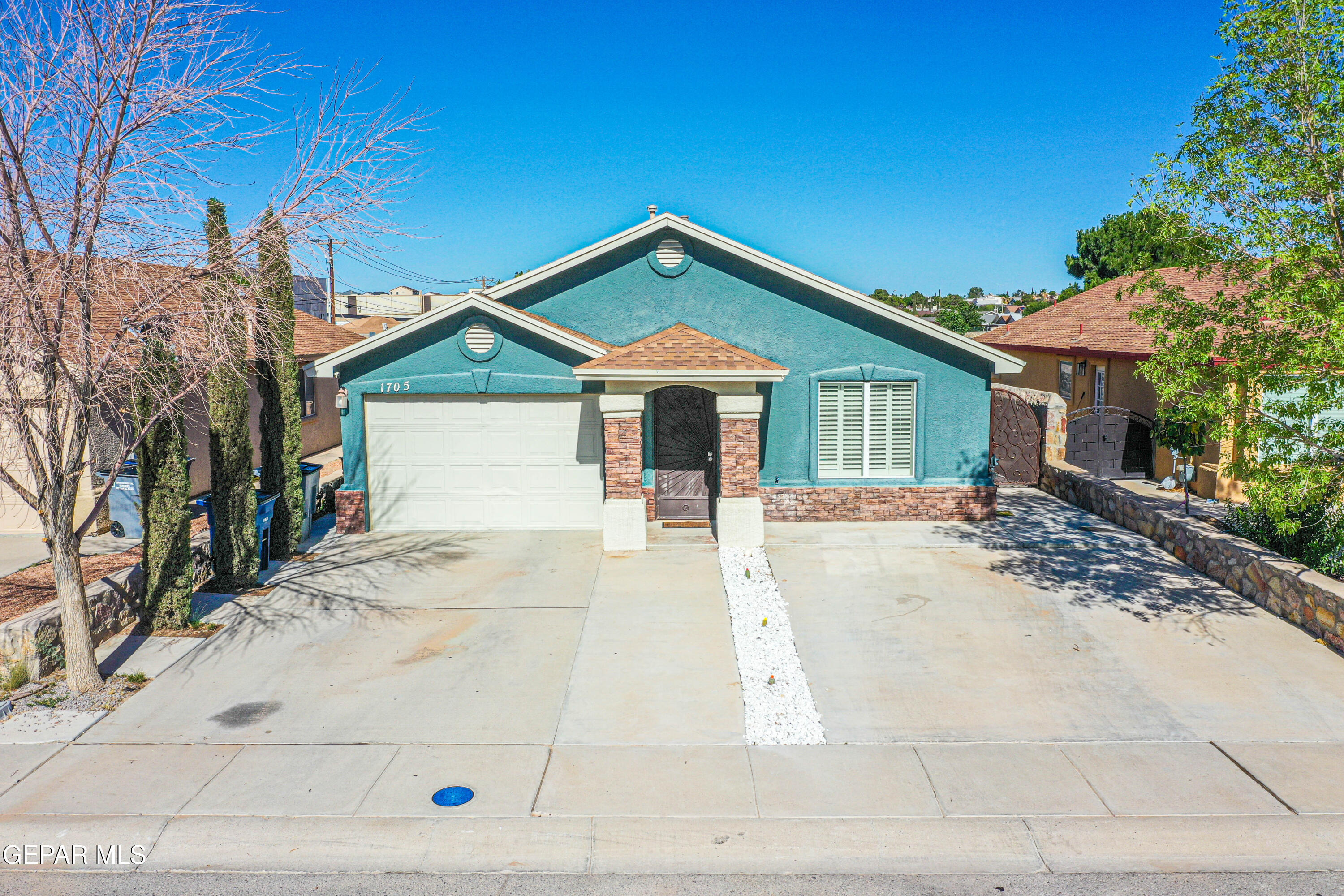 Property Photo:  1705 Shreya Street  TX 79928 