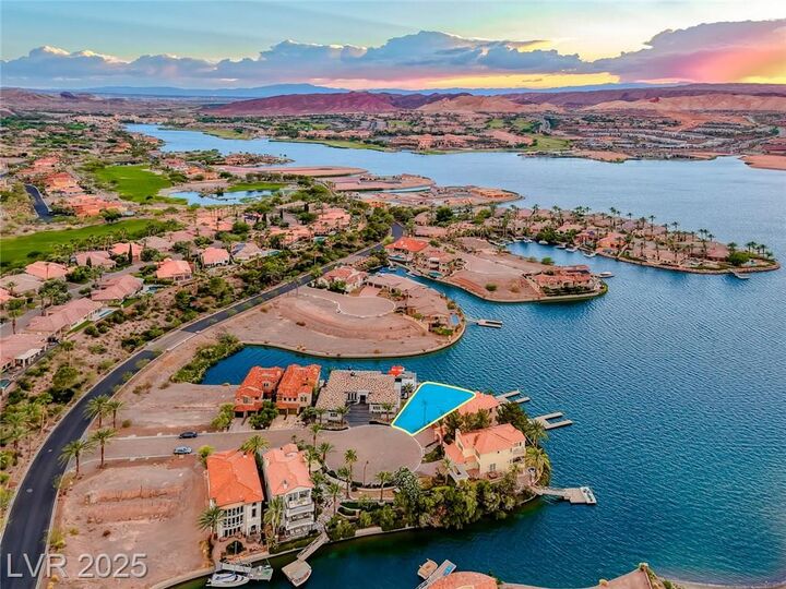 17 Via Del Garda  Henderson NV 89011 photo