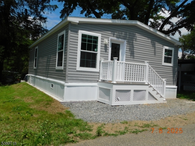 Property Photo: 82 Back Street NJ 07863