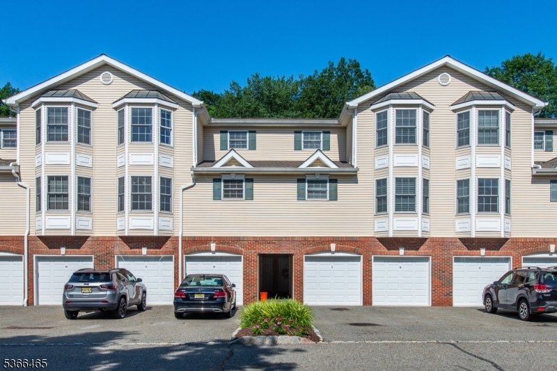 Property Photo:  30 Federal Hill Rd 15  NJ 07442 