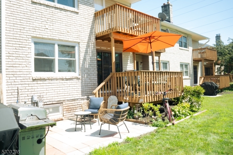 Property Photo: 981 Robin Rd 981 NJ 08844