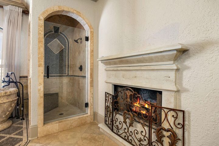 Property Photo:  1043 Fm 1011  TX 77575 