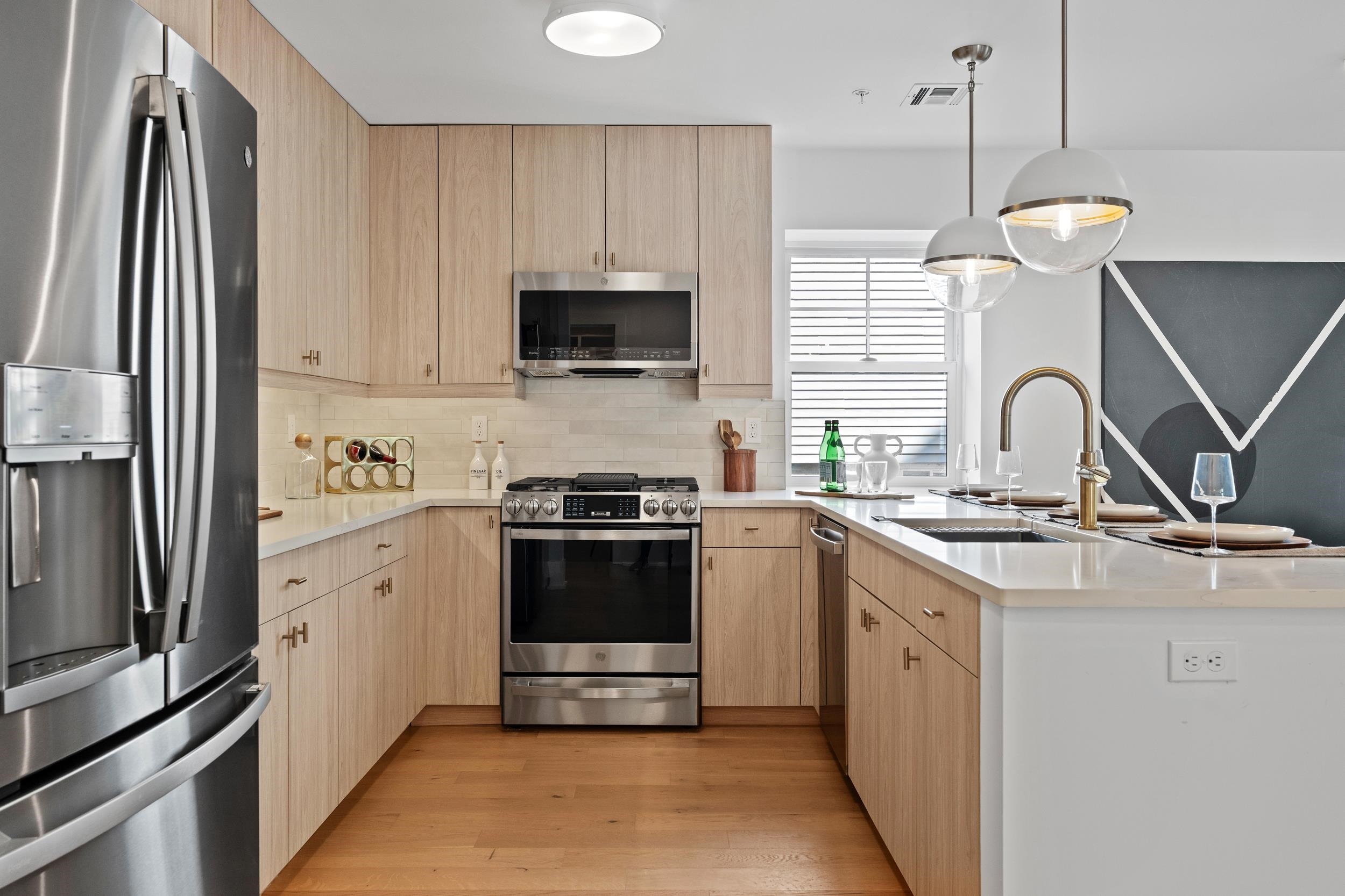 Property Photo: 525 Avenue E 1 NJ 07002