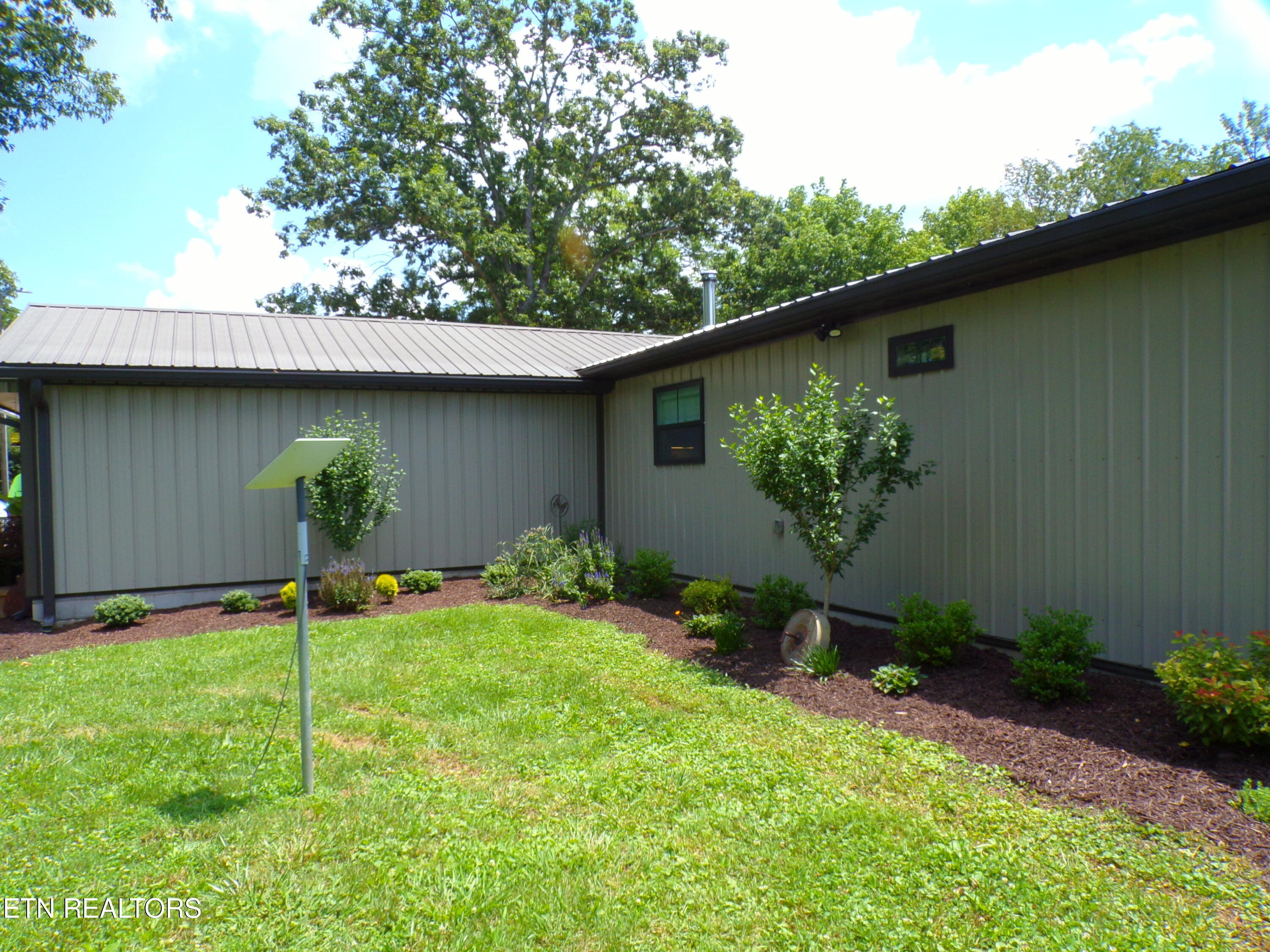 Property Photo: 2496 Chestnut Hill Rd TN 38571