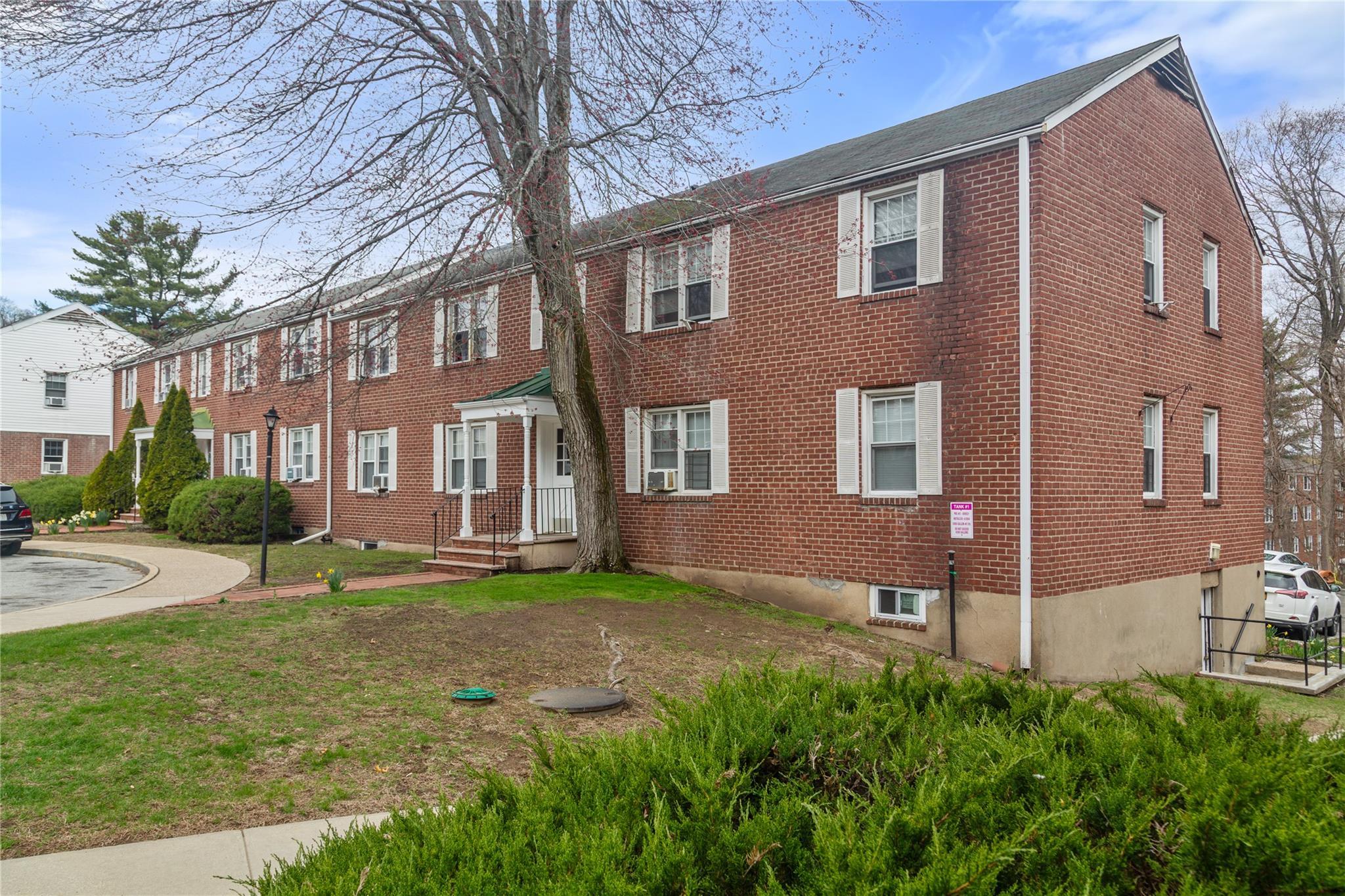 Property Photo:  101 Carpenter Avenue E11  NY 10549 