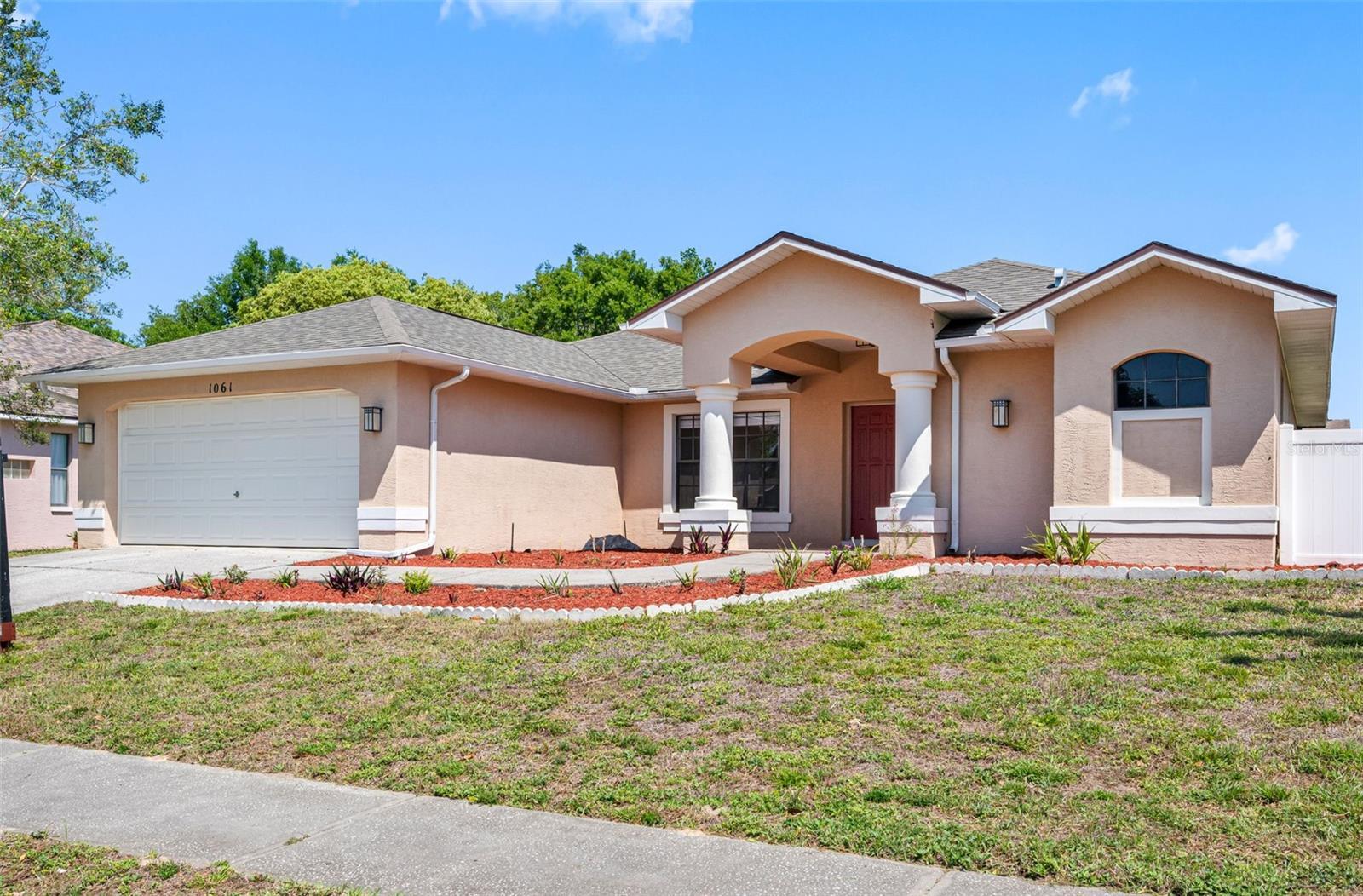 Property Photo: 1061 Archway Drive FL 34608