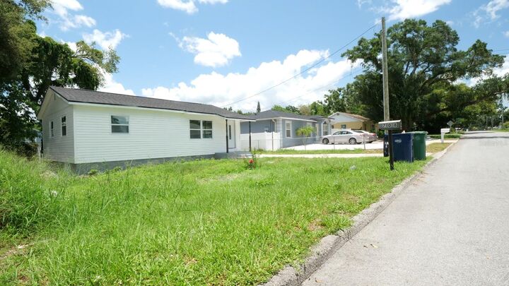Property Photo: 708 E Annie Street FL 33612