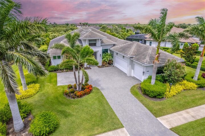 Property Photo:  5408 Greenbrook Drive  FL 34238 