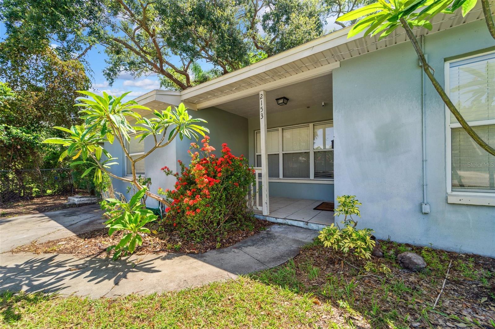 Property Photo: 2153 75th Way N FL 33710