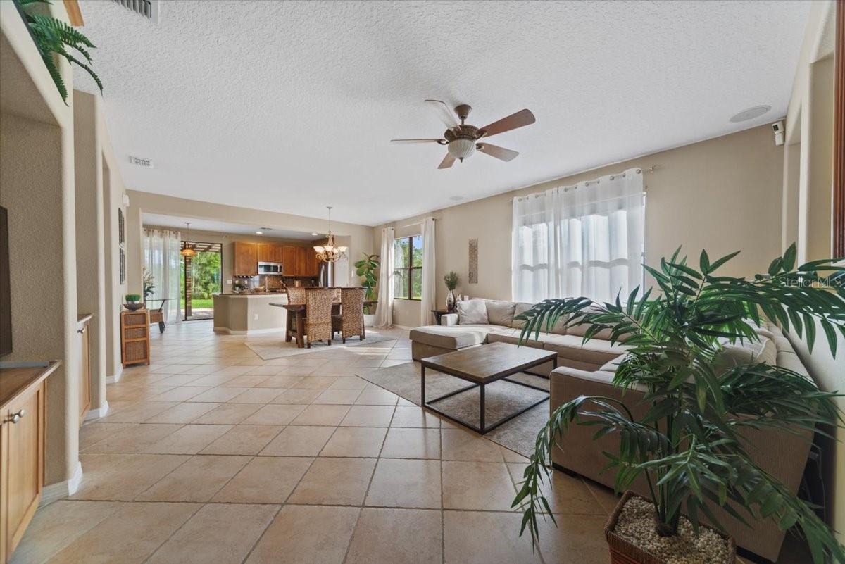 Property Photo: 4970 Sweet Cedar Circle FL 32829