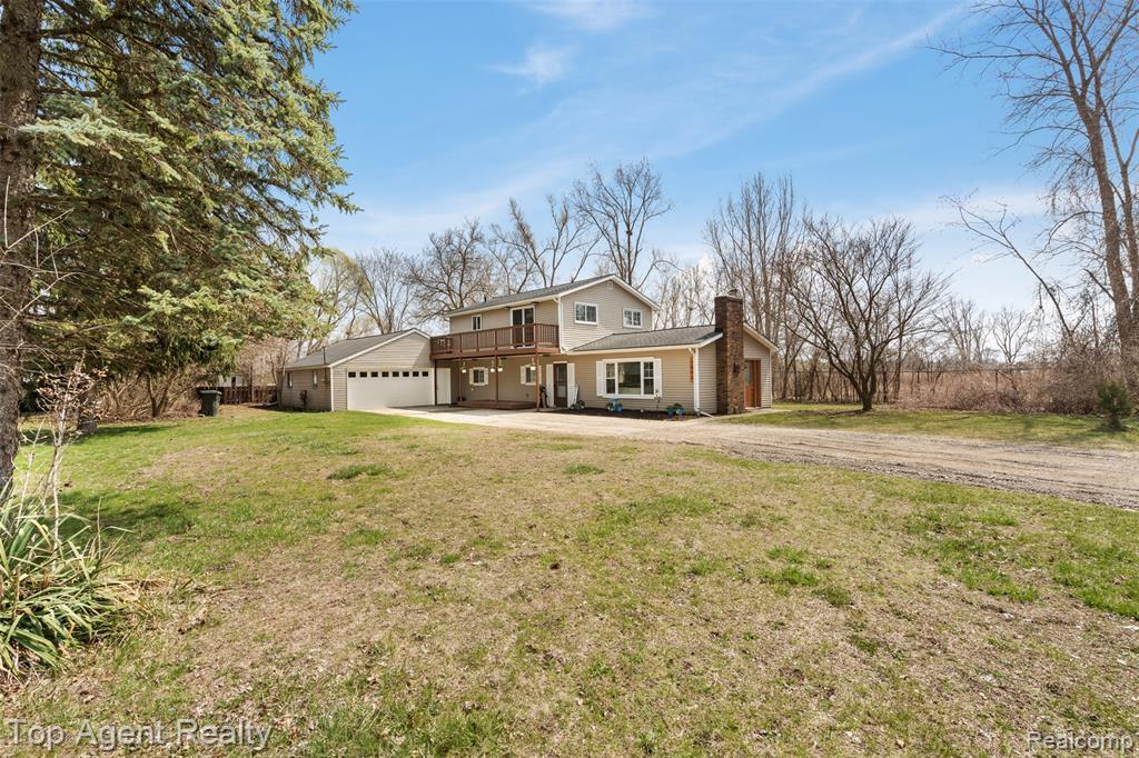 Property Photo:  1593 Parke Street  MI 48307 3634 