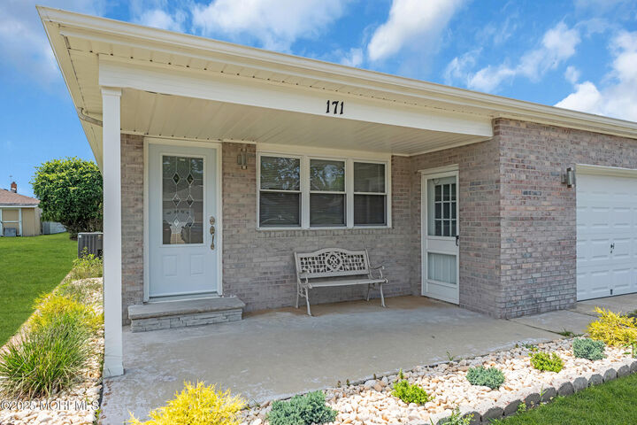 Property Photo:  171 Biabou Drive  NJ 08757 