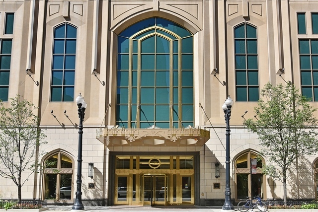 Property Photo:  21 E Huron Street 1407  IL 60611 