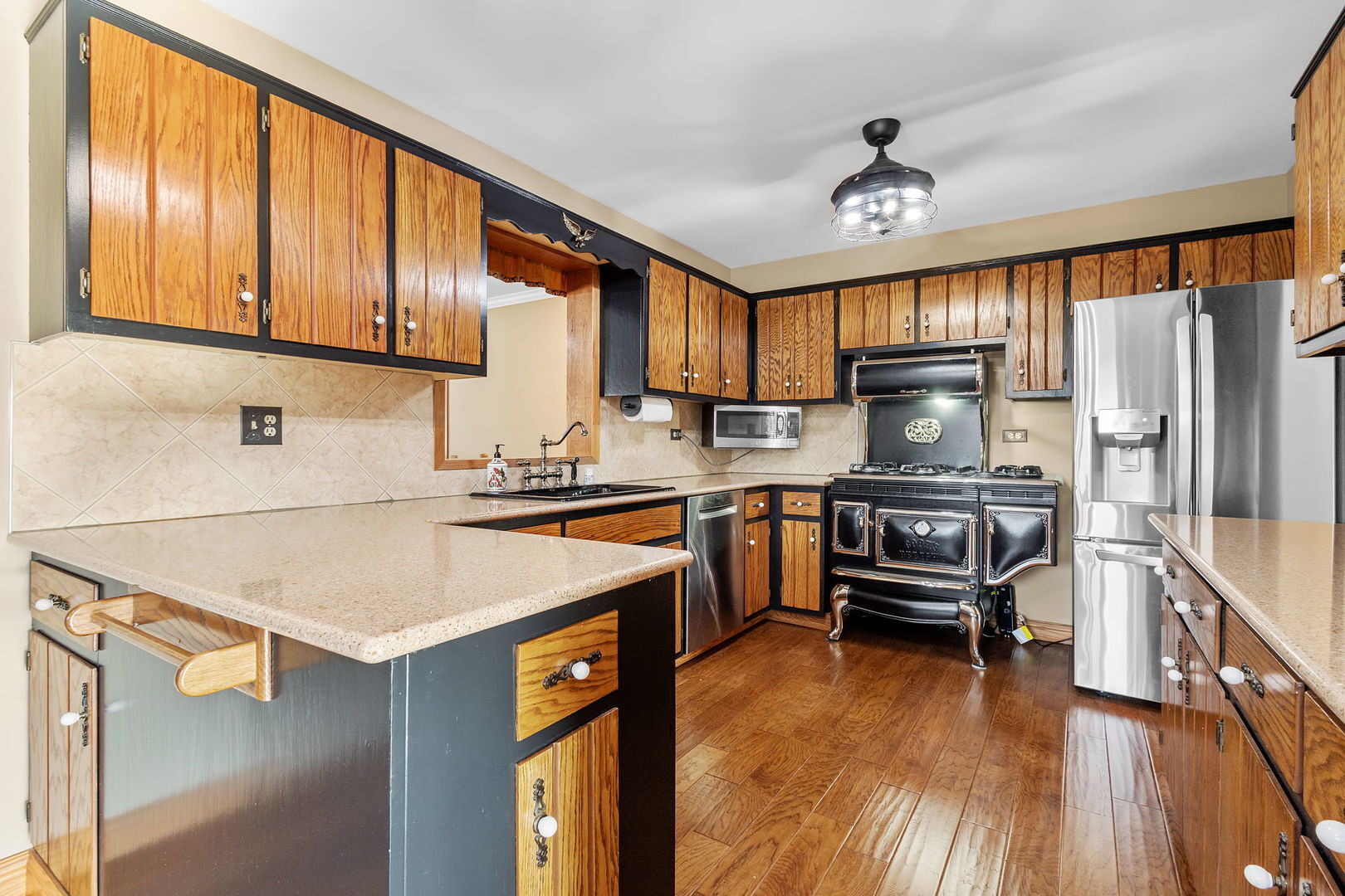 Property Photo: 16052 Debra Drive IL 60452