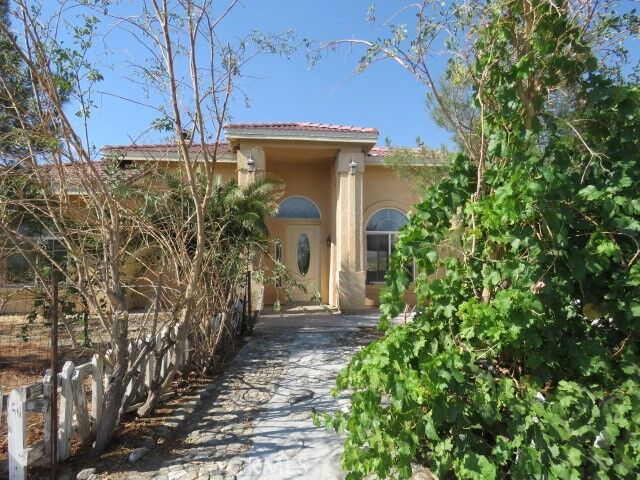 Property Photo:  2425 Tokay Road  CA 92371 