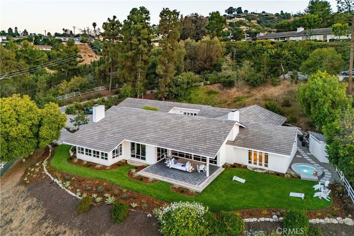 Property Photo: 16 Roadrunner Road CA 90274