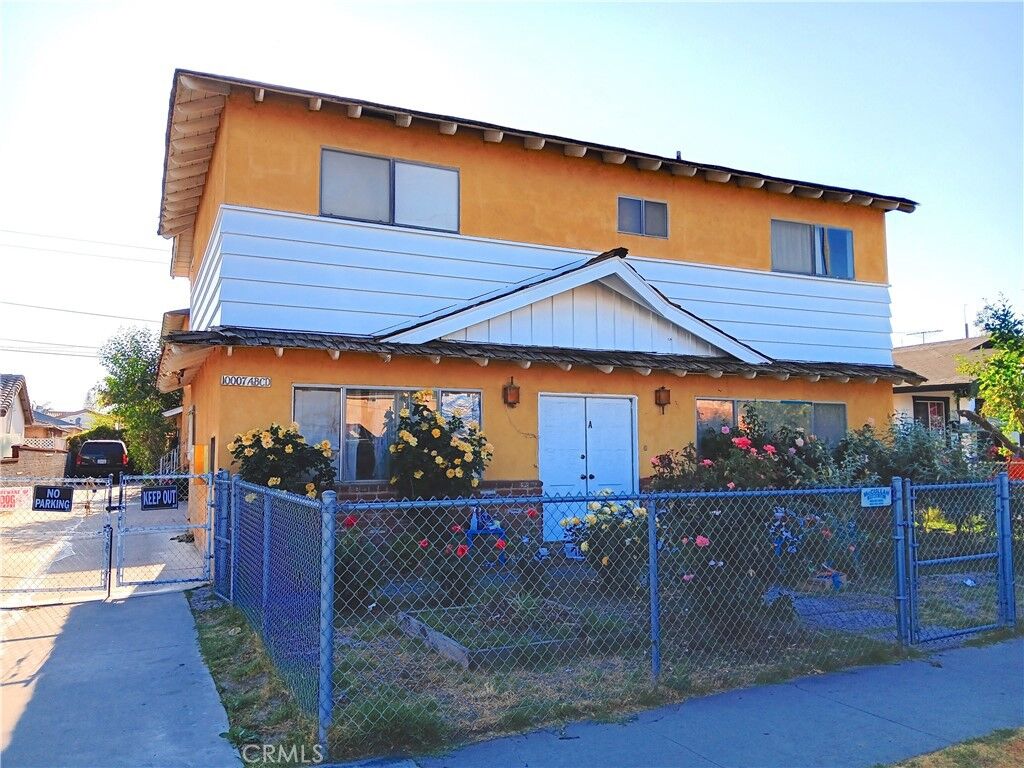 Property Photo: 10007 Otis Street CA 90280