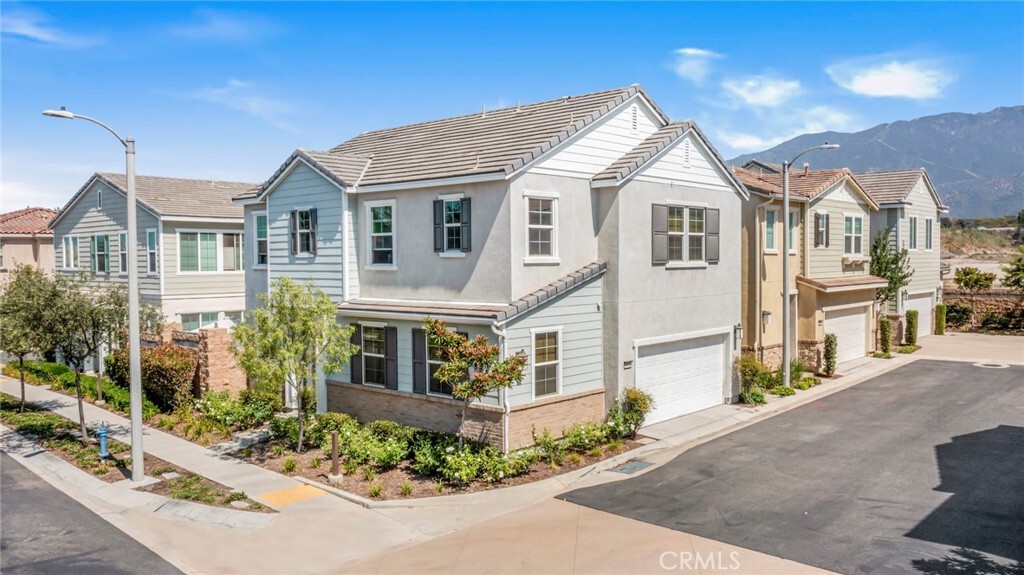 Property Photo: 1633 Topeka Place CA 91784