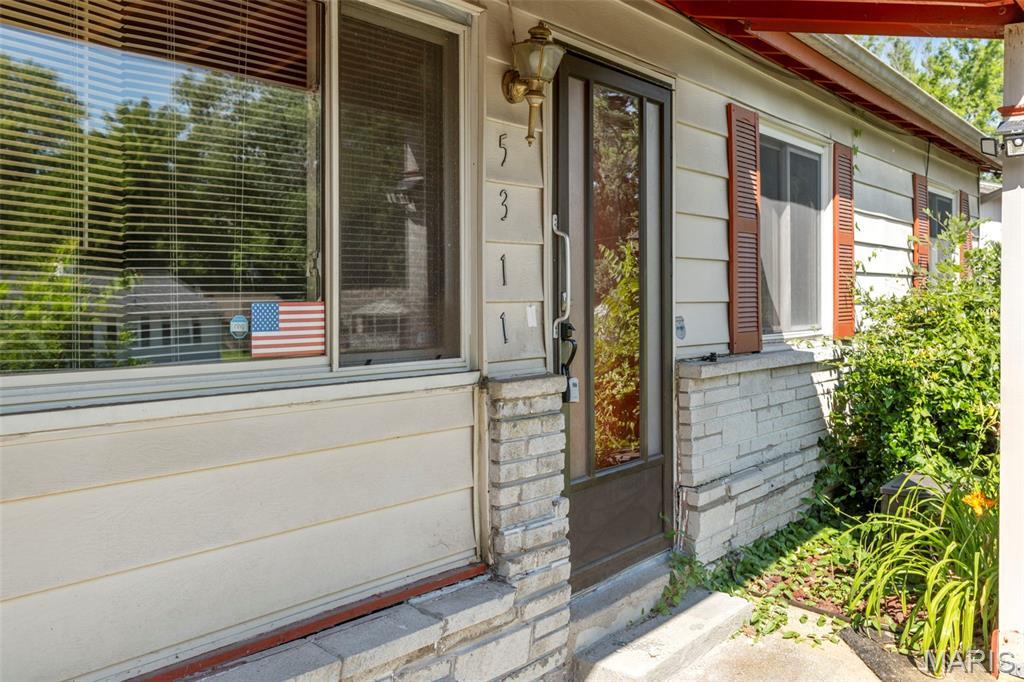 Property Photo: 5311 Grove Avenue MO 63135