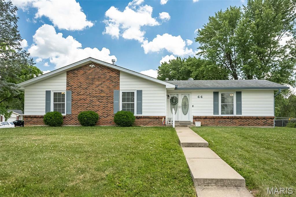 Property Photo: 44 Park Charles Boulevard N MO 63376