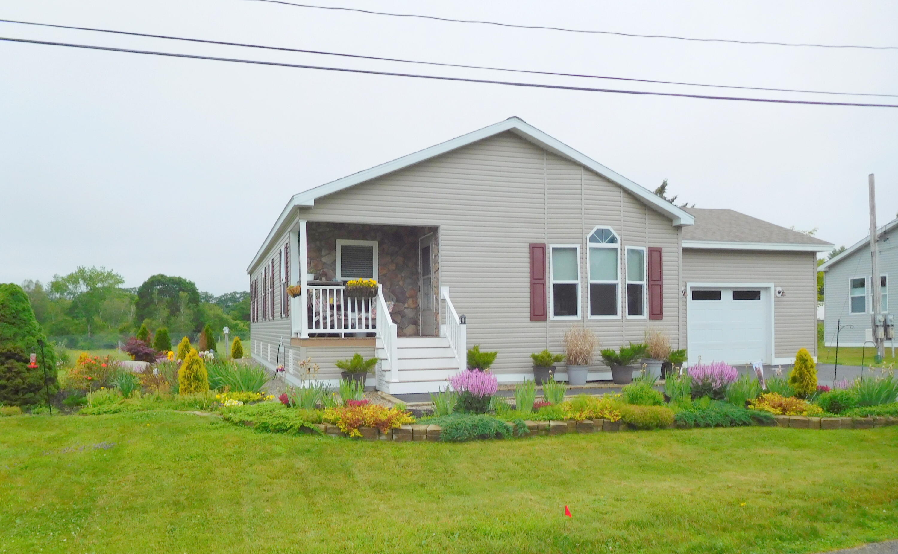 Property Photo: 16 Pauline Street ME 04280
