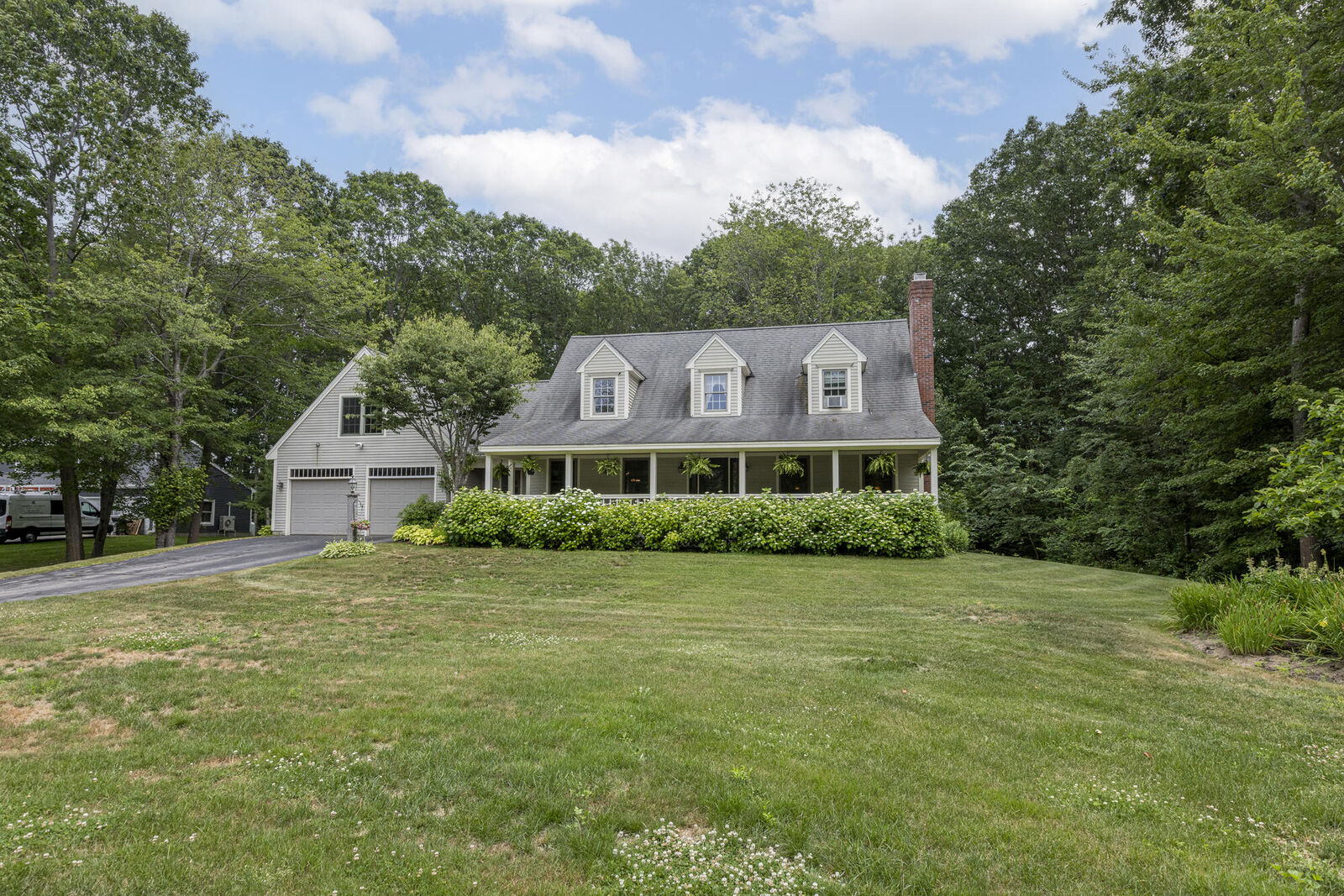 Property Photo:  12 Hampton Circle  ME 04074 