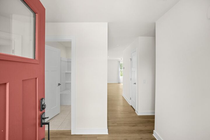 Property Photo:  715 Cottage Dr  TN 38401 