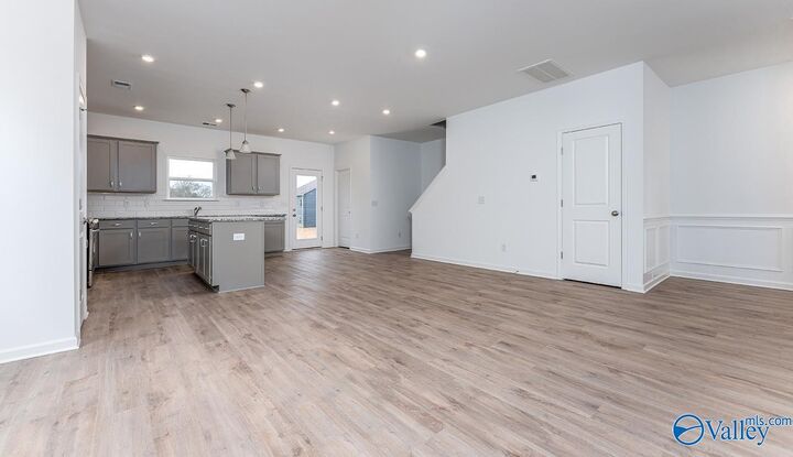Property Photo: 1102 Tanger Glen Trail AL 35749