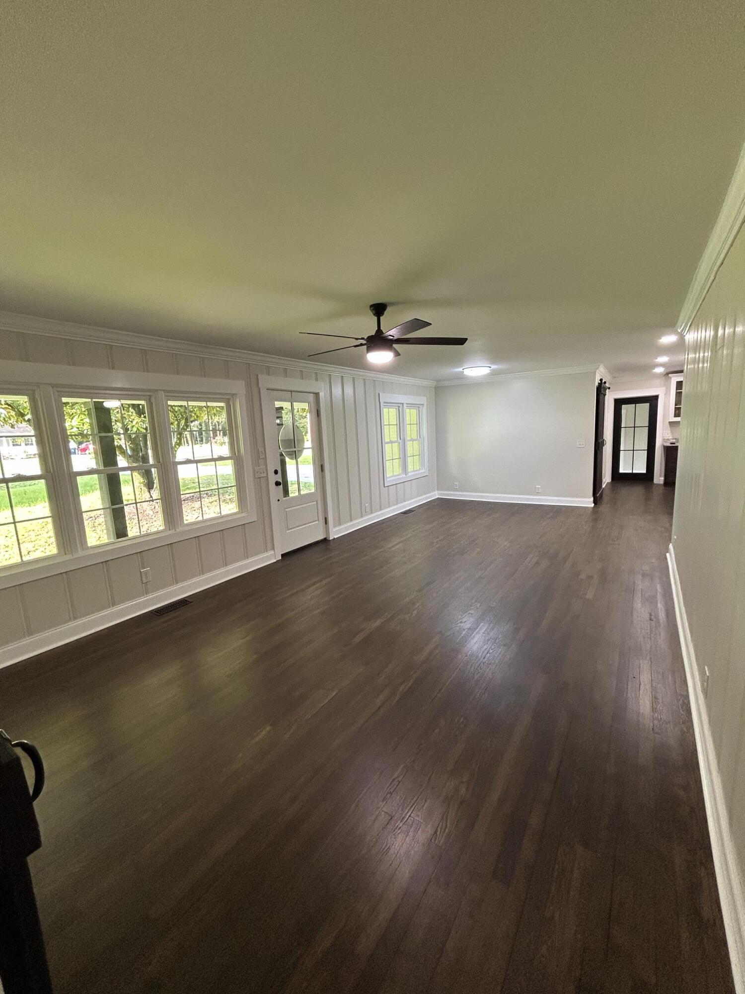 Property Photo:  1104 West Church Street  MS 38829 