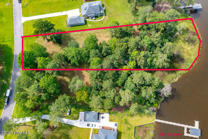 Property Photo:  376 Southern Plantation Drive S  NC 28571 