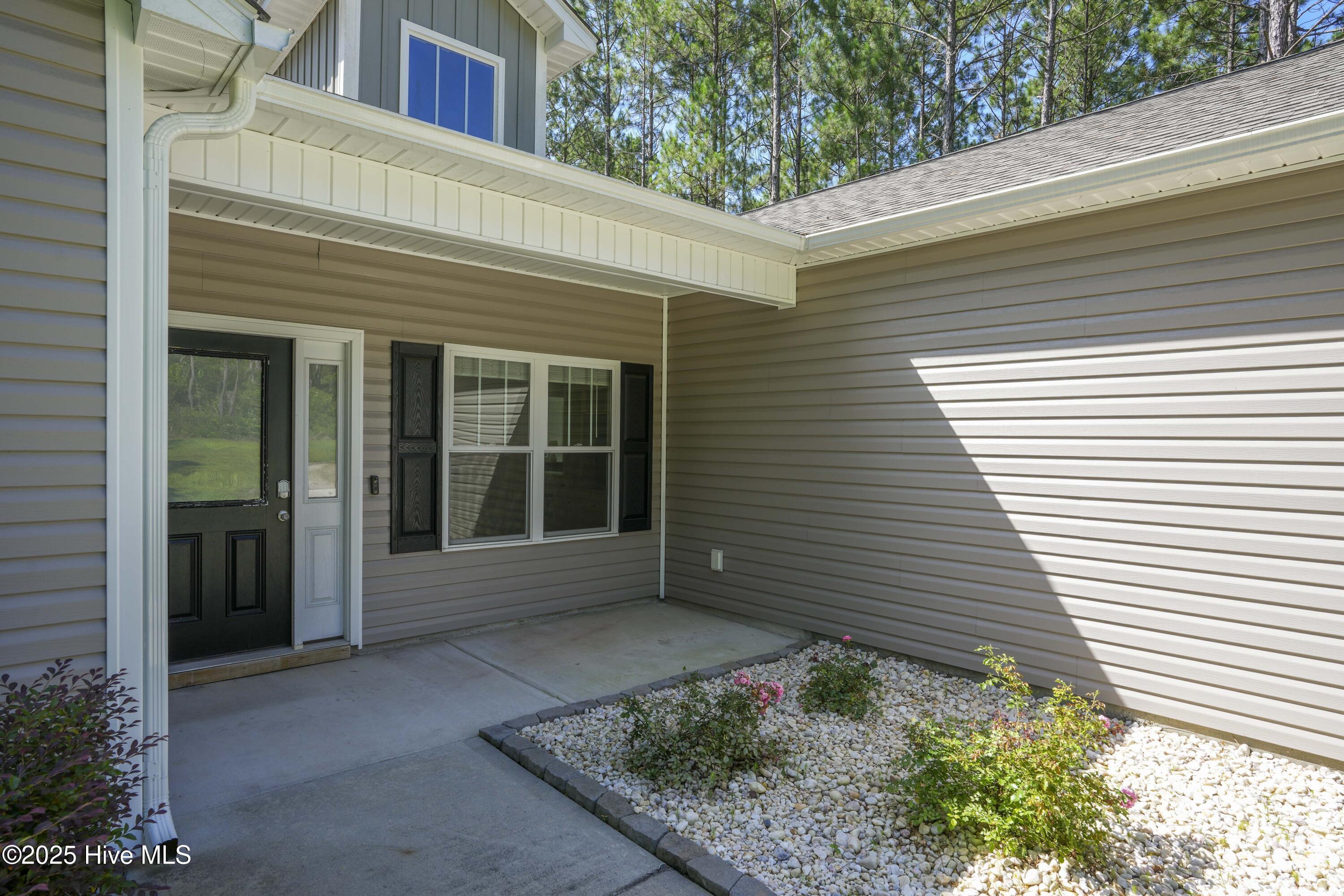 Property Photo:  117 Penny Lane  NC 28445 