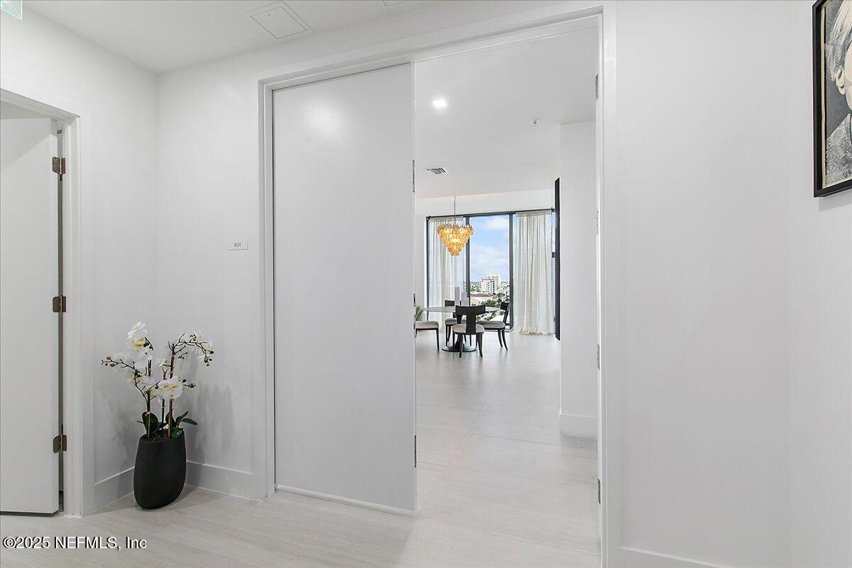 Property Photo: 50 14th Avenue S 801 FL 32250