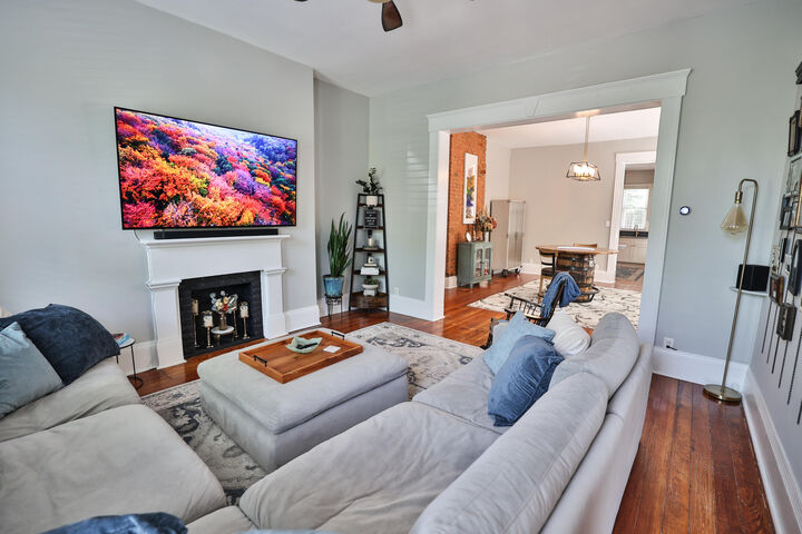 Property Photo: 909 York Street KY 41071