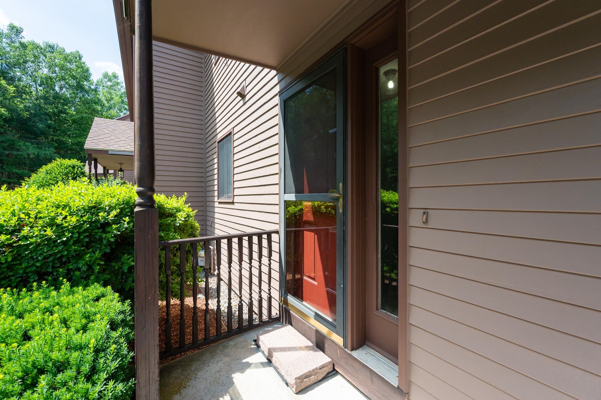 Property Photo: 404 Eastview Drive NH 03086