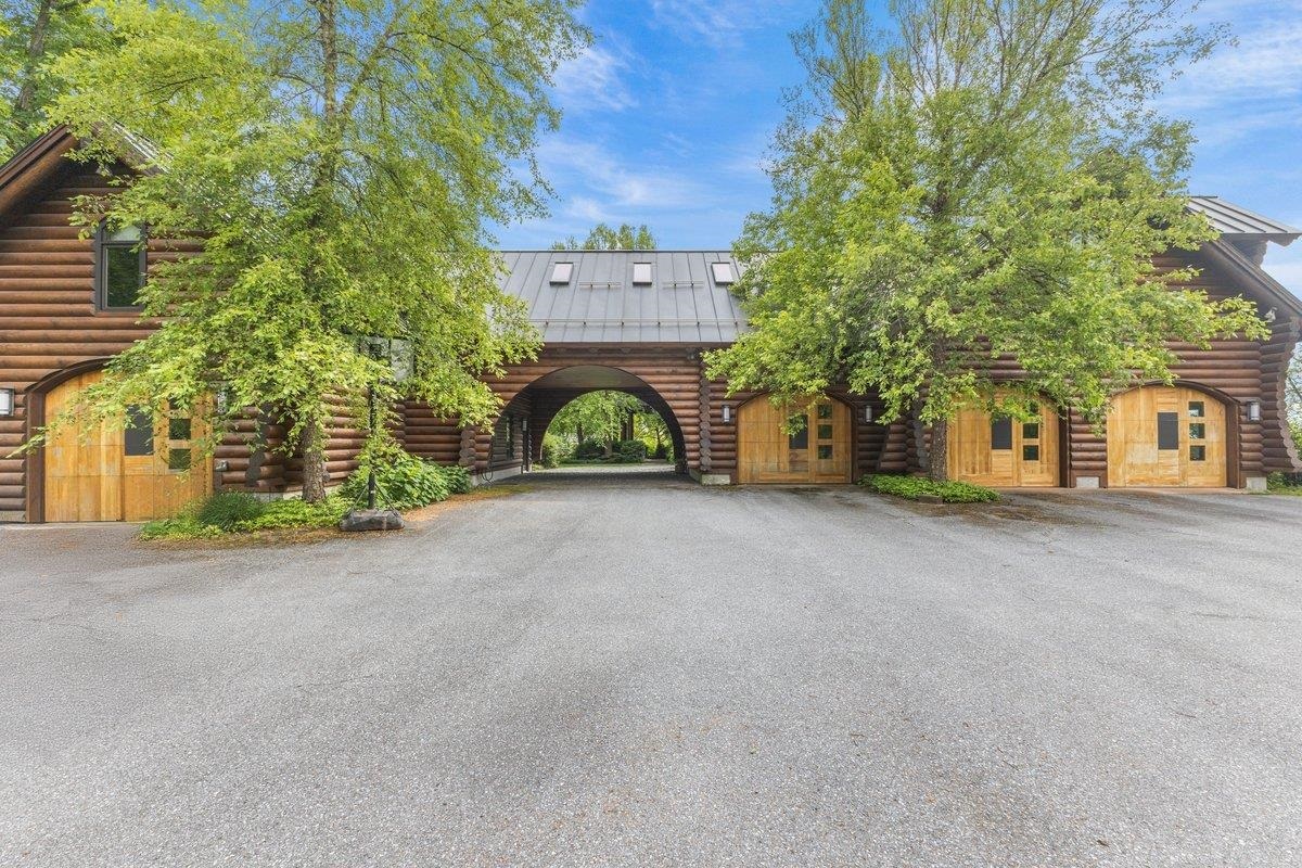 Property Photo: 89 Rocky Mountain Lane VT 05461
