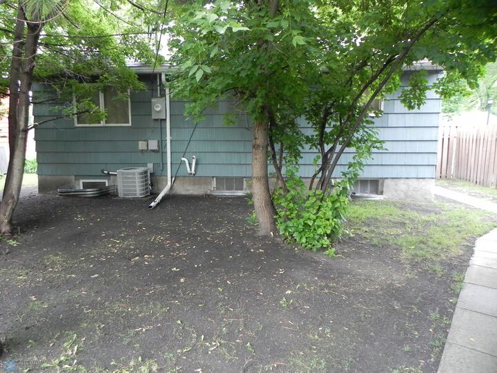 Property Photo: 1610 9th Street N ND 58102
