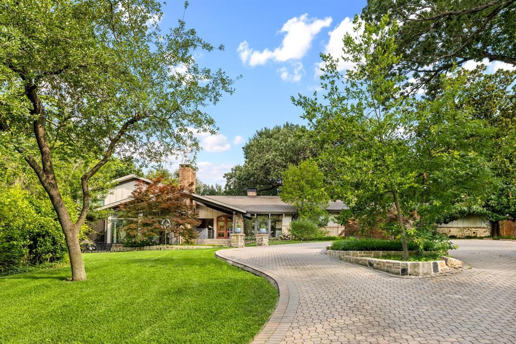 Property Photo:  6210 Preston Creek Drive  TX 75240 